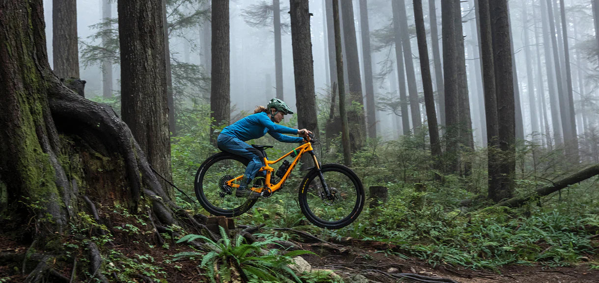 WOMEN'S CYCLING APPAREL Find Your Feet Australia Hobart Tasmania.