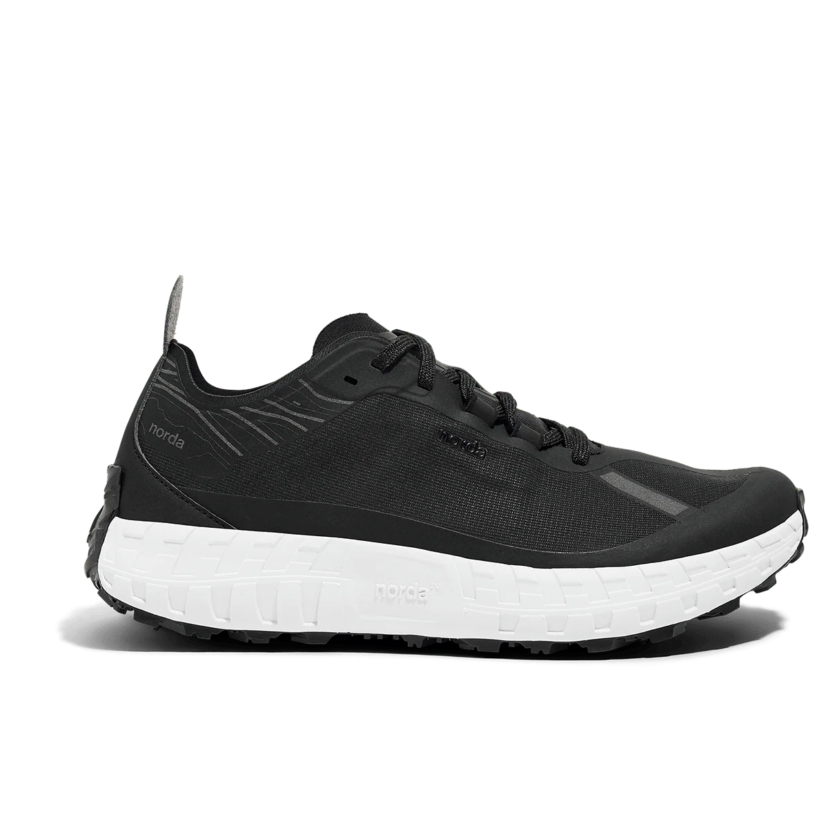 Black athletic shoe with white sole on a white background - norda 001A Shoes (Men's) - Black