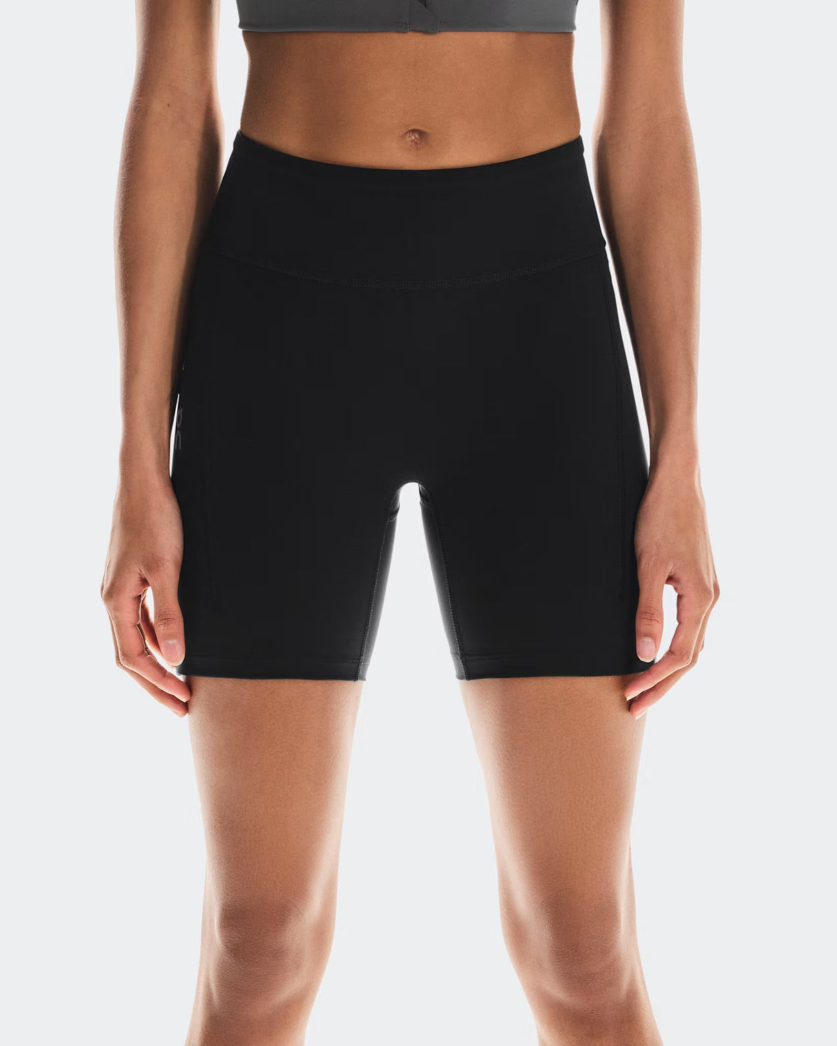 On Performance Tights Short (Women's) - Black 1WE10770553