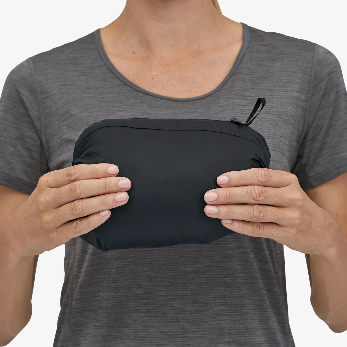 Patagonia Down Sweater Hoody (Women's) Patagonia