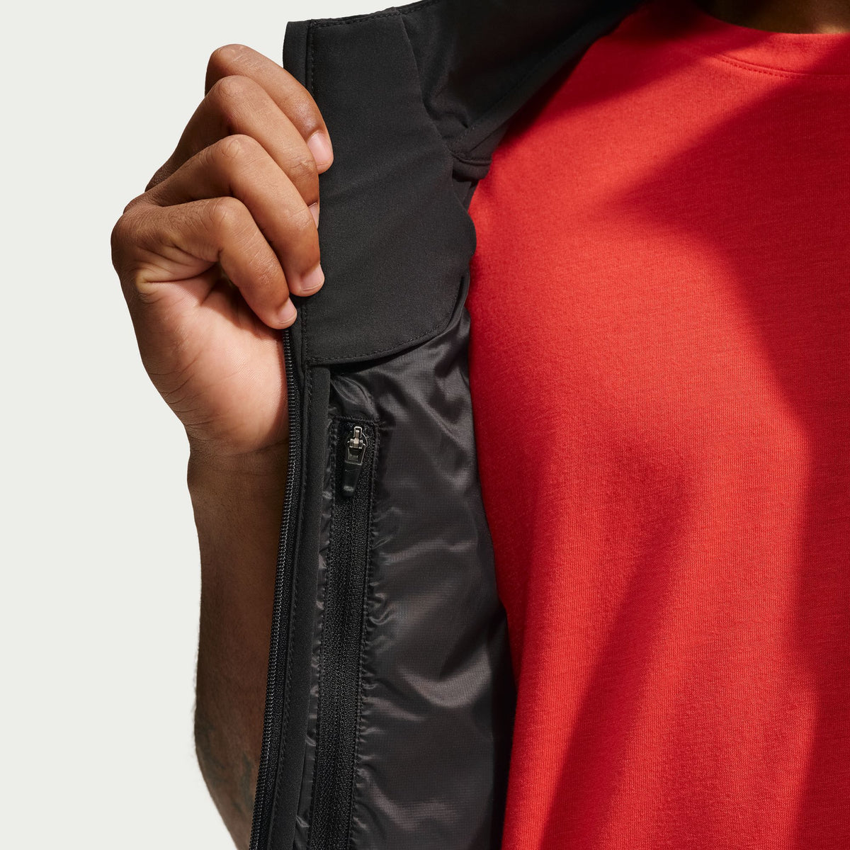 - Nike ACG Rope de Dope Therma-FIT ADV Vest - Black/Black/Summit White