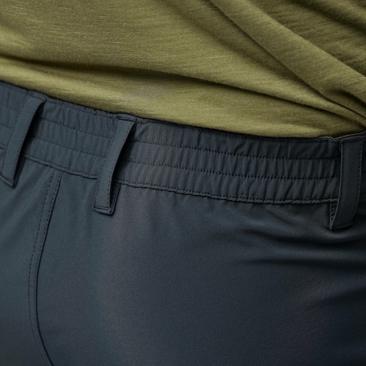 Fjällräven Abisko Trail Stretch Shorts (Men's) - Dark Navy