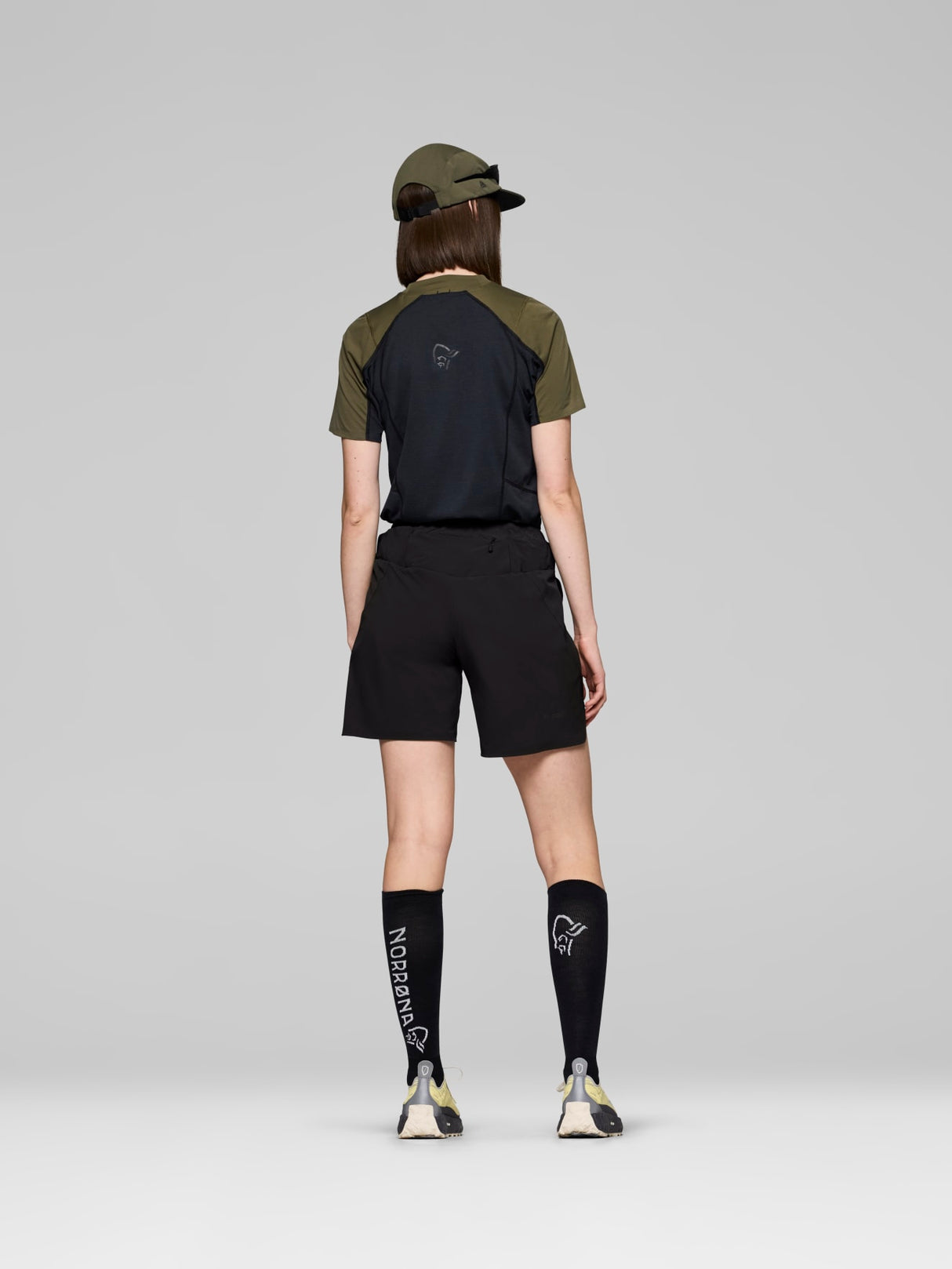Norrøna Senja Flex1 8" Shorts (Women's) - Caviar - Black
