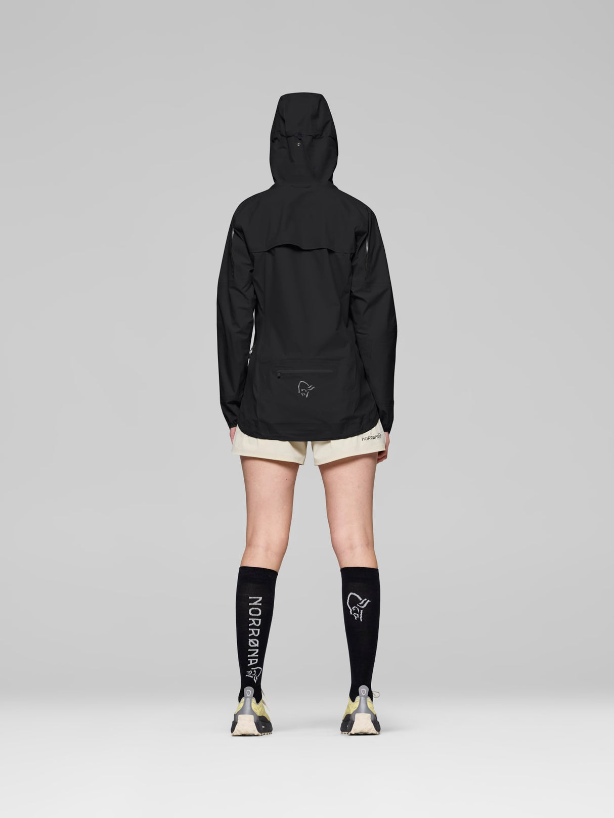 Norrøna Senja GORE-TEX Jacket (Women's) - Rain Jacket - Waterproof Jacket - Caviar - Black