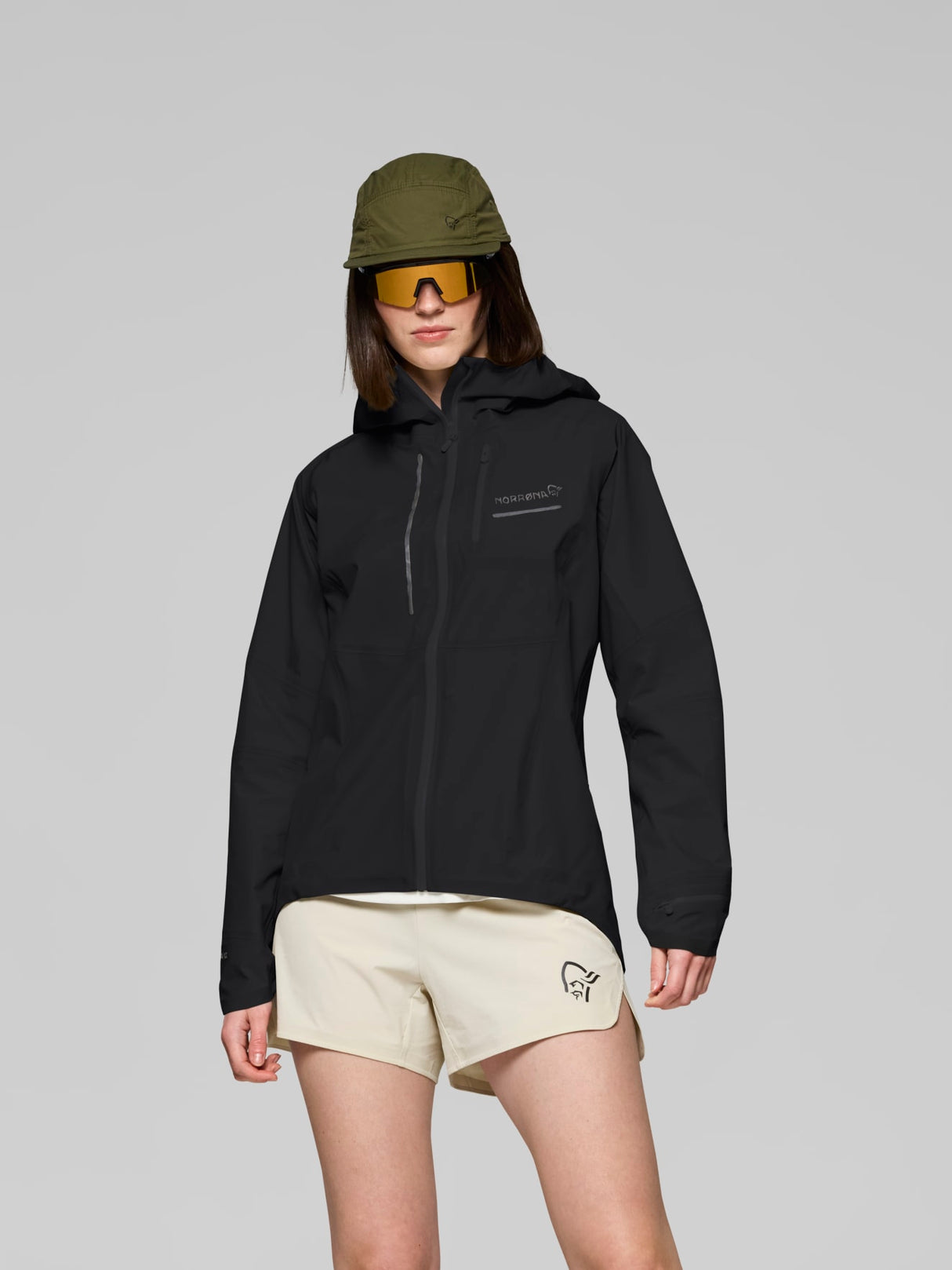 Norrøna Senja GORE-TEX Jacket (Women's) - Rain Jacket - Waterproof Jacket - Caviar - Black