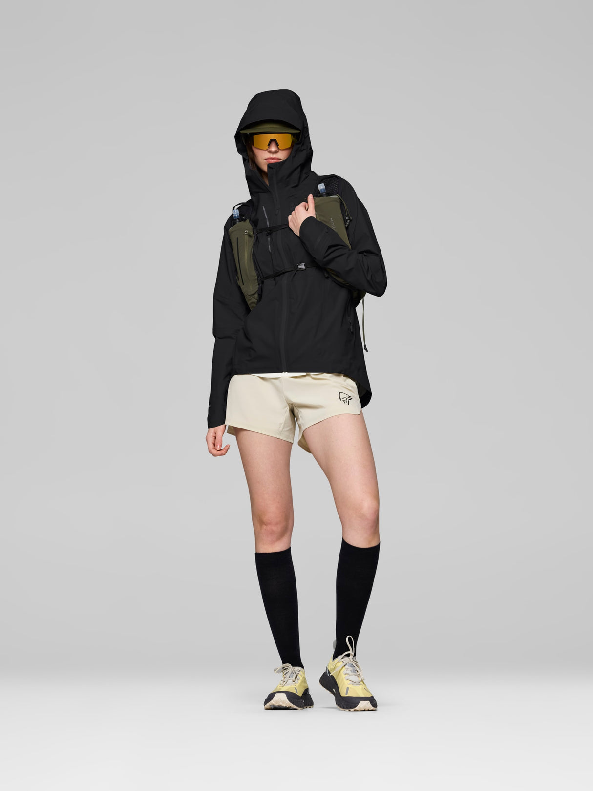 Norrøna Senja GORE-TEX Jacket (Women's) - Rain Jacket - Waterproof Jacket - Caviar - Black