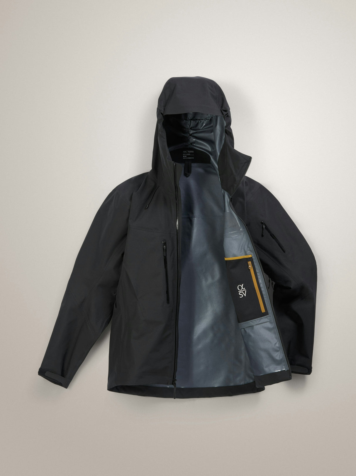 Arc'teryx Alpha SV Jacket (Men's) - 24K Black