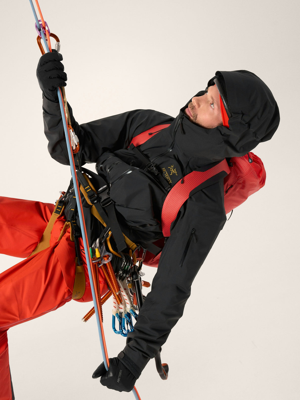 Arc'teryx Alpha SV Jacket (Men's) - 24K Black