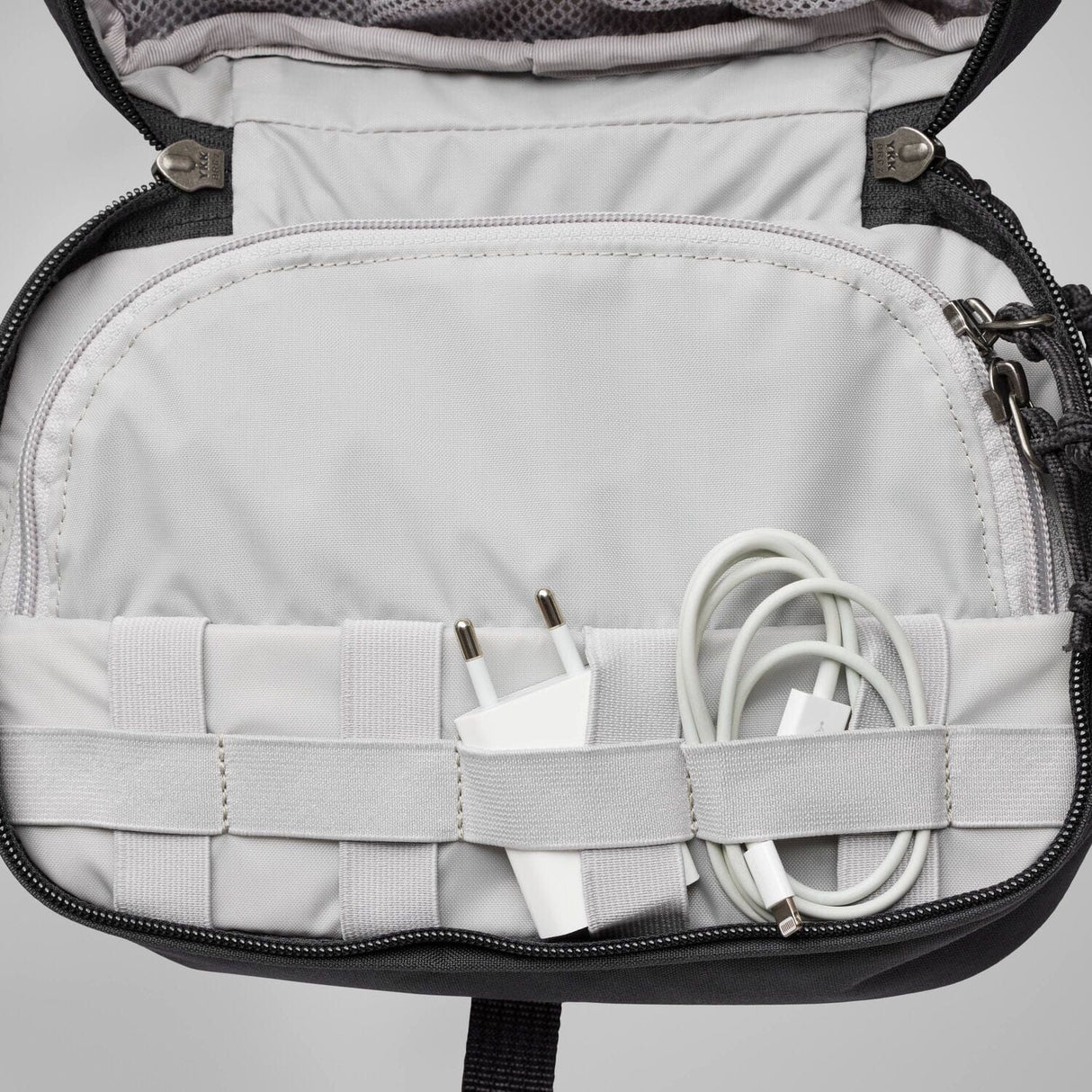 Fjällräven Färden Necessity Bag - Coal Black