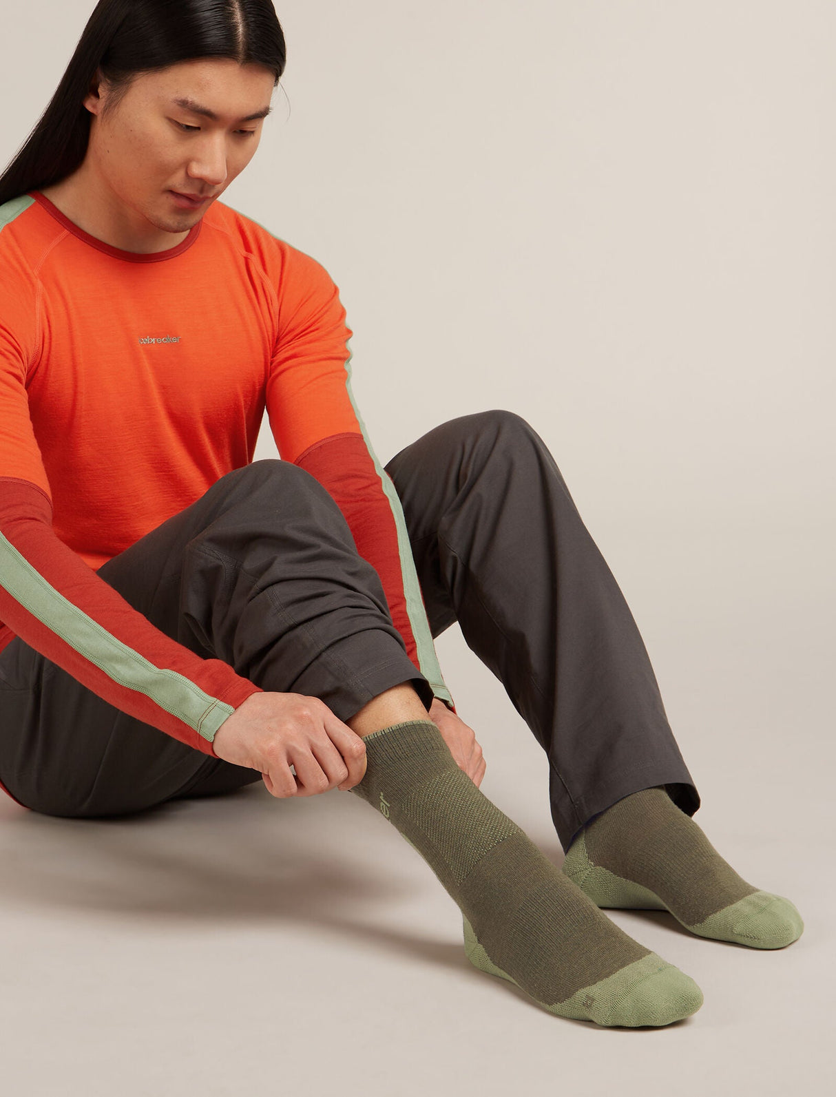 Icebreaker Merino Hike+ Medium Crew Socks (Men's) - Loden/Lichen