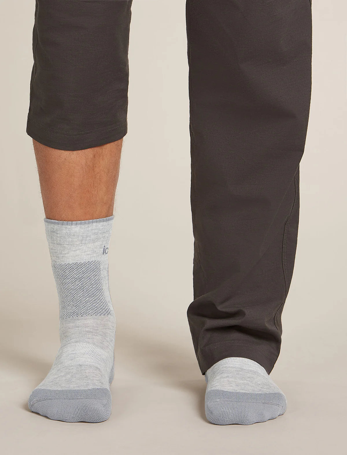 Icebreaker Merino Hike+ Medium Crew Socks (Men's) - Blizzard Heather/Alloy