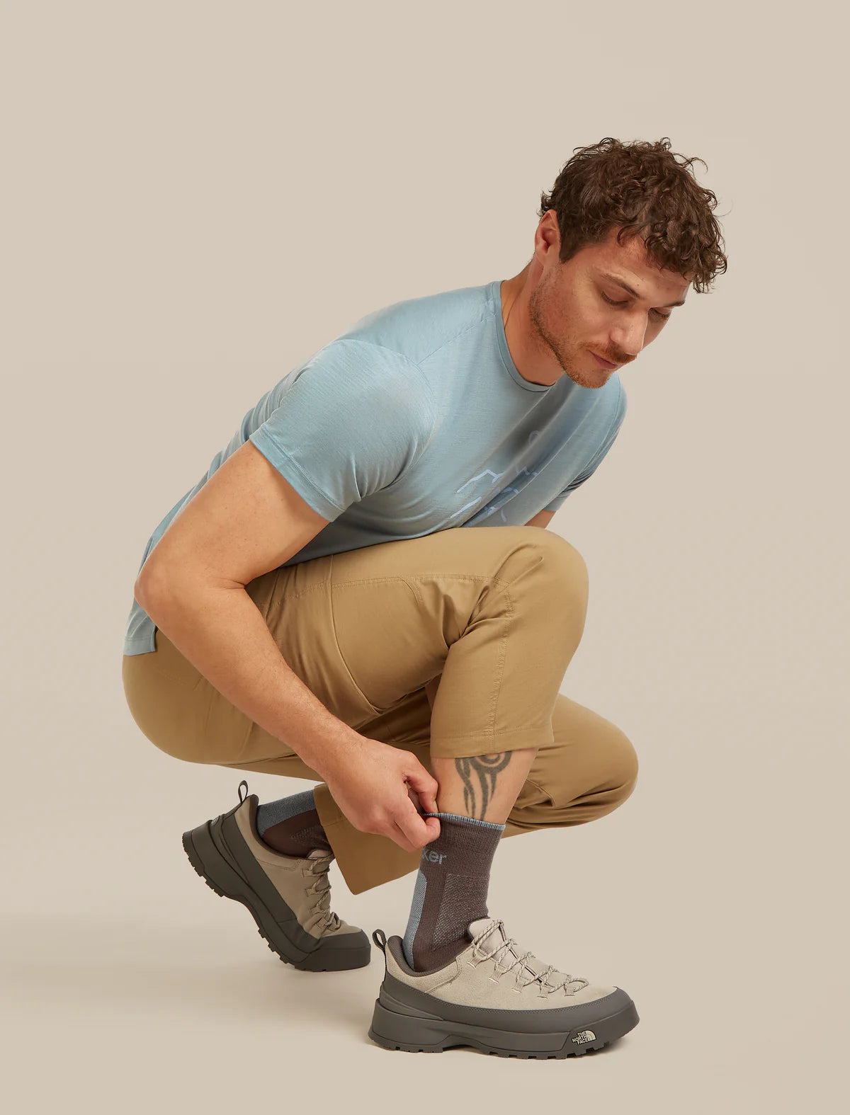 Icebreaker Merino Hike+ Medium Crew Socks (Men's) - Porcini/Flint Blue