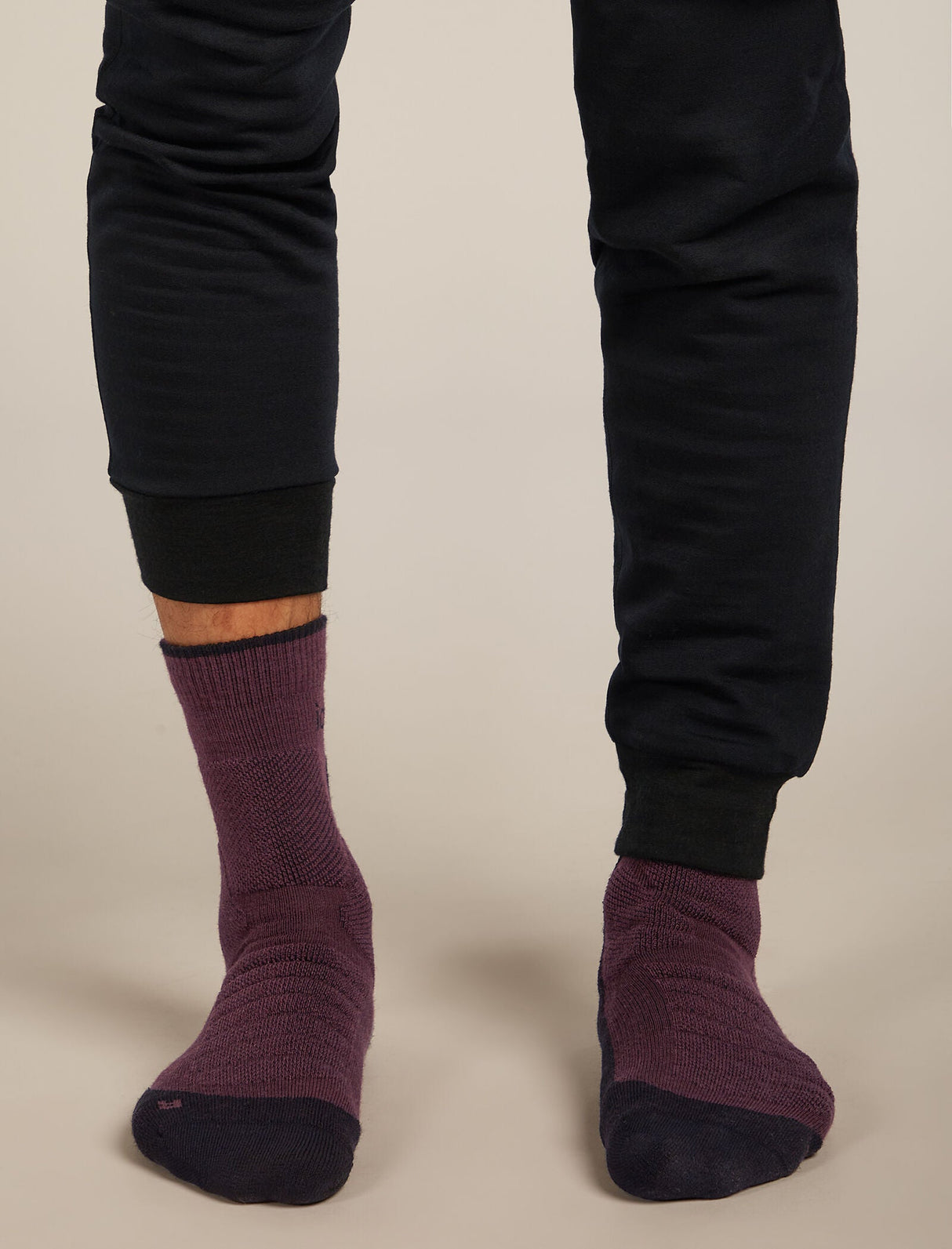 Icebreaker Merino Hike+ Heavy Crew Socks (Men's) - Java/Black