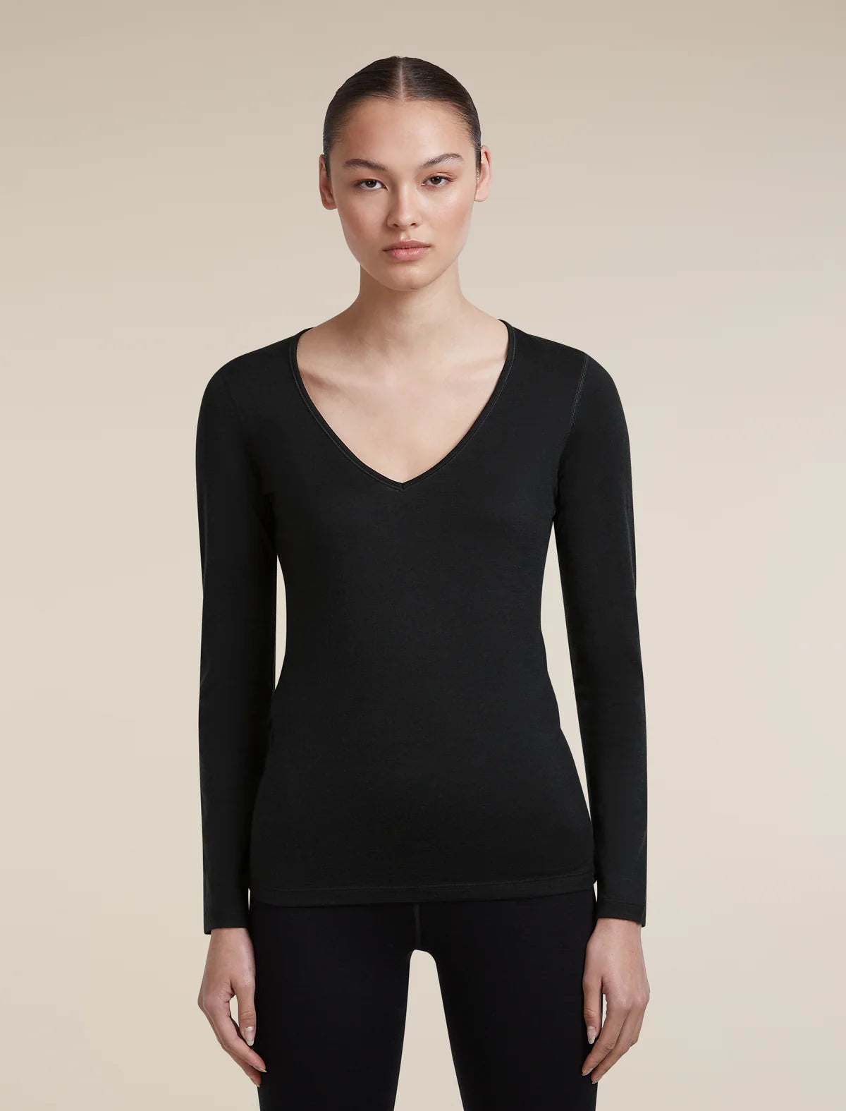 - Icebreaker Merino 200 Oasis Long Sleeve V Neck (Women's) - Black