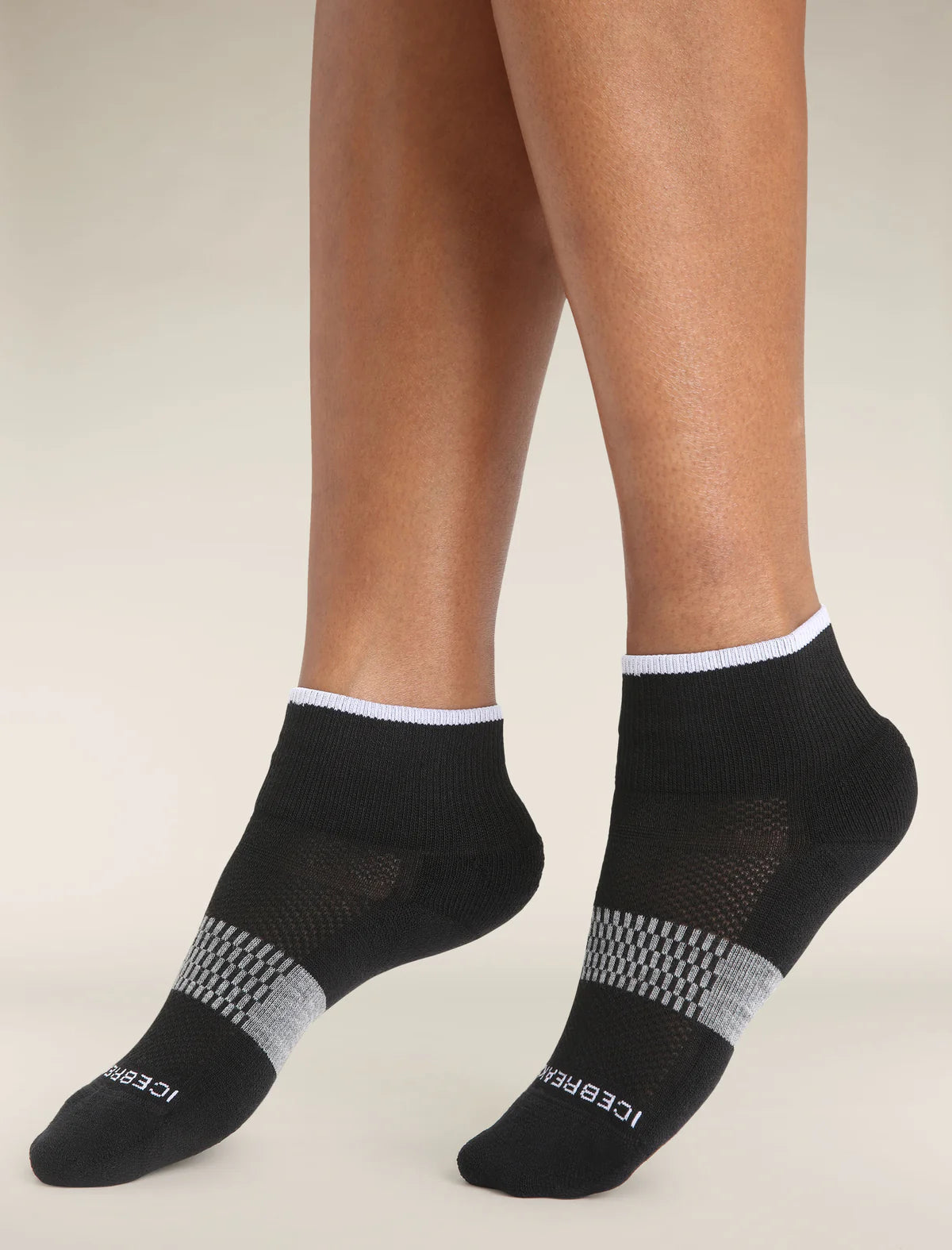 Icebreaker Merino Multisport Light Mini Socks (Women's) - Black/Snow
