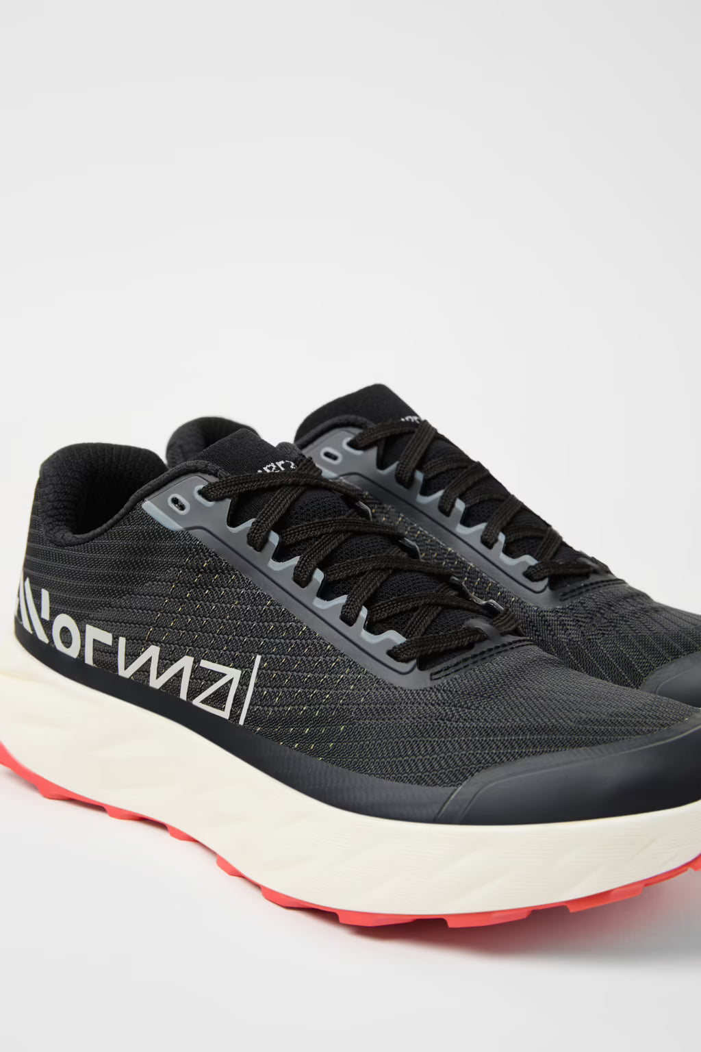 NNormal Kjerag 2.0 Trail Running Shoes (Unisex) - Black