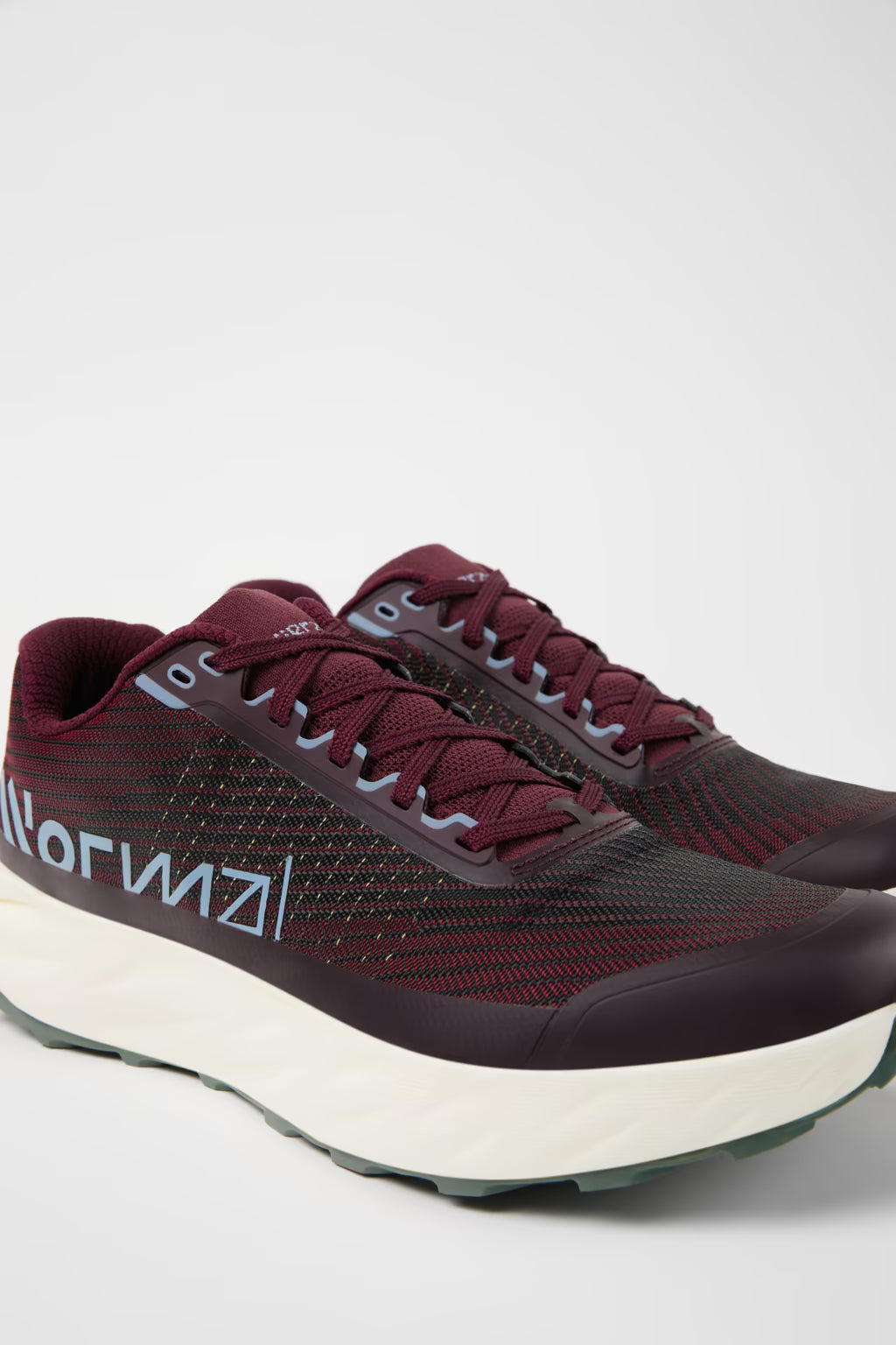 NNormal Kjerag 2.0 Trail Running Shoes (Unisex) - Burgundy