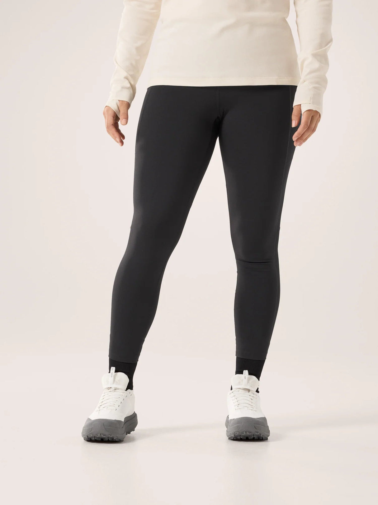 Arc'teryx Essent High-Rise Utility Leggings 26" (Women's) Arcteryx