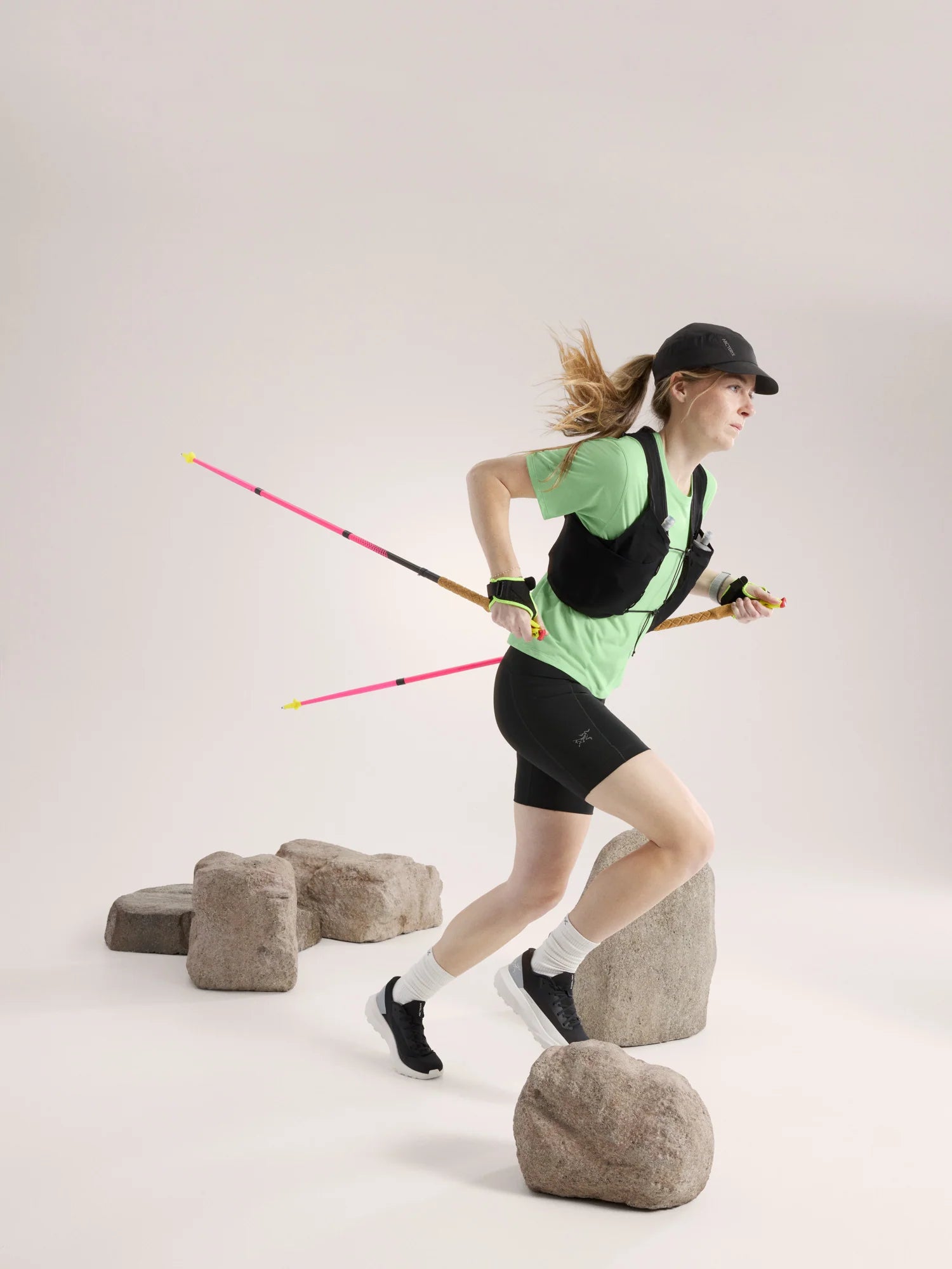 Arc'teryx Essent High-Rise Utility Shorts (Women's) Arcteryx