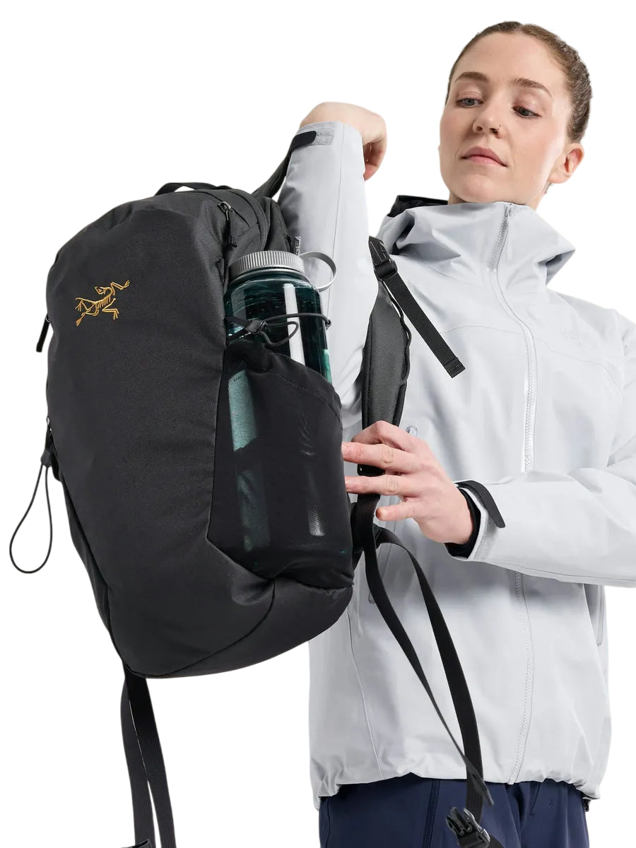 Arc'teryx Mantis 16L Backpack - Black