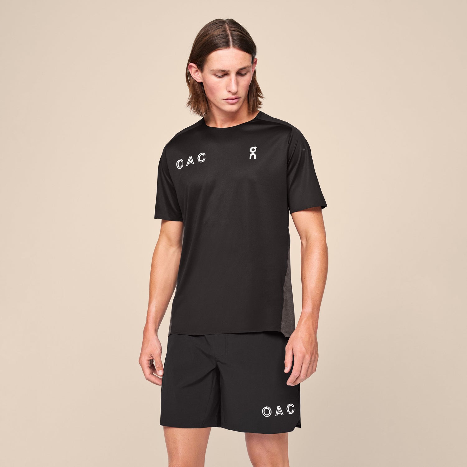On Ultra-T (Men's) On