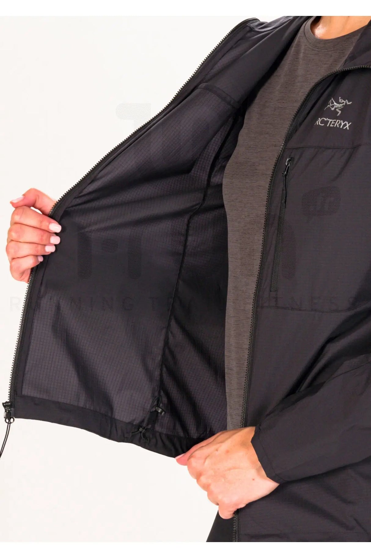 Arcteryx Squamish Hoody (Women's) - Black - Find Your Feet Australia Hobart Launceston Tasmania