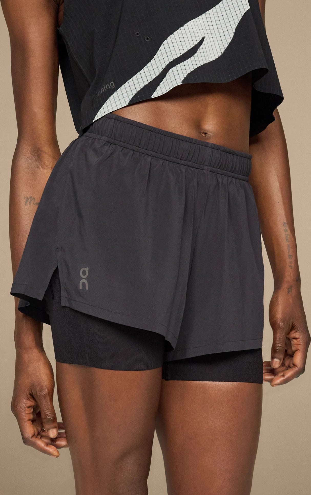 On Pace Short (Women's) On
