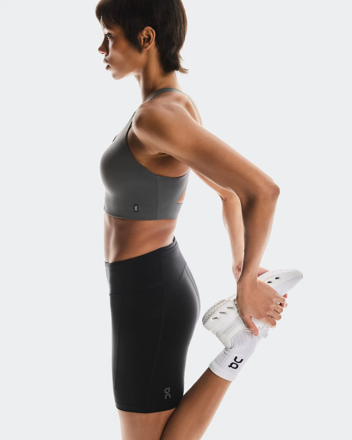 On Performance Tights Short (Women's) - Black 1WE10770553