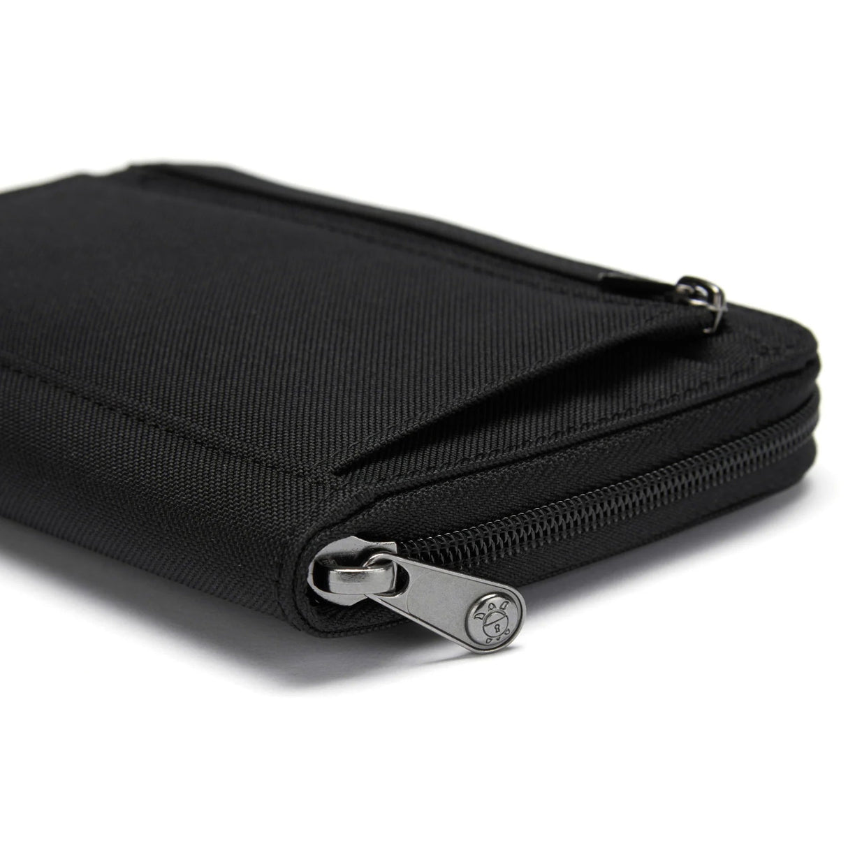 Pacsafe RFIDSafe Compact Travel Organiser Pacsafe