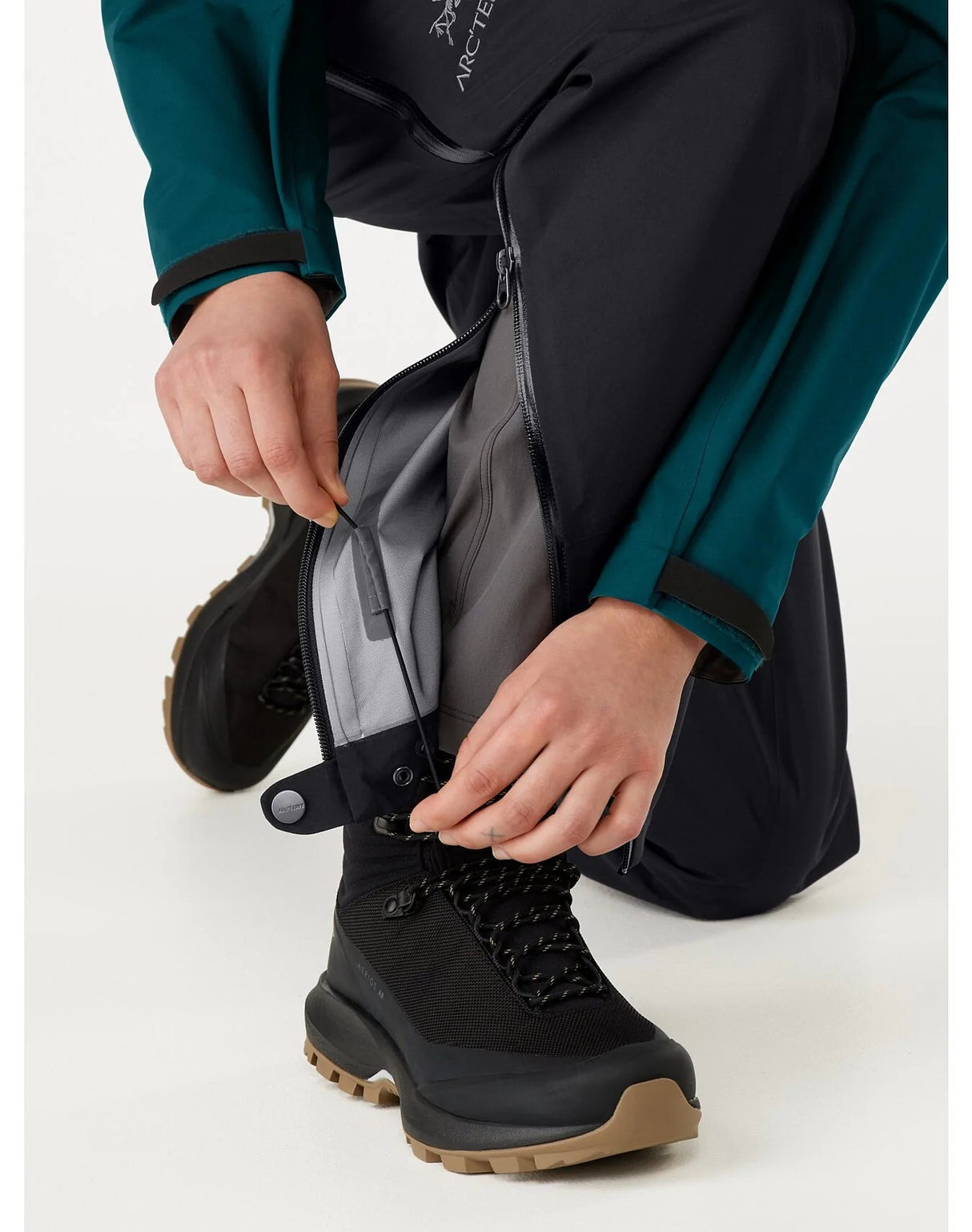 Arc'teryx Beta Pants (Women's) - Black Arcteryx