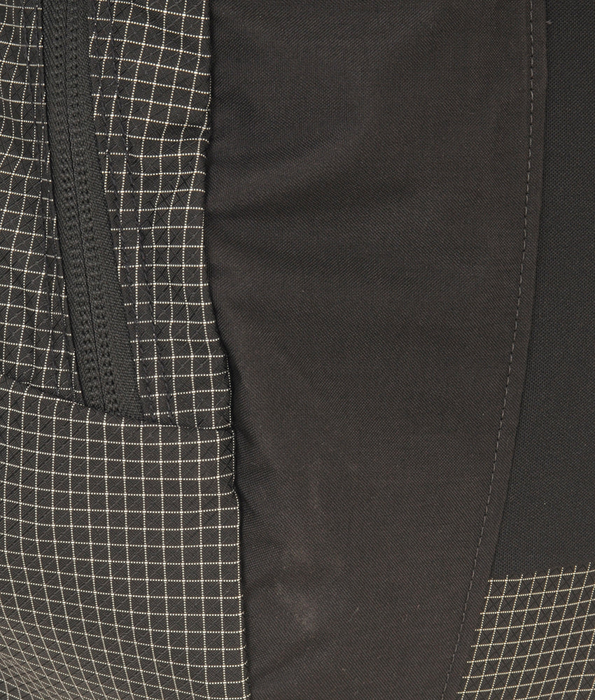 One Planet Hitchhiker 25 One Planet