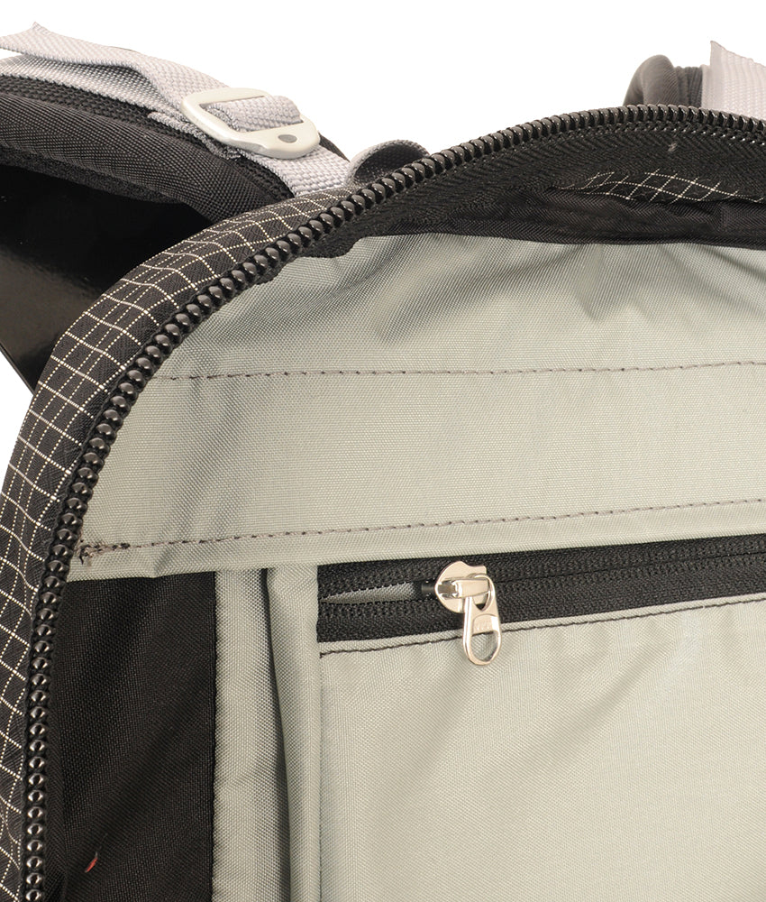 One Planet Hitchhiker 25 One Planet