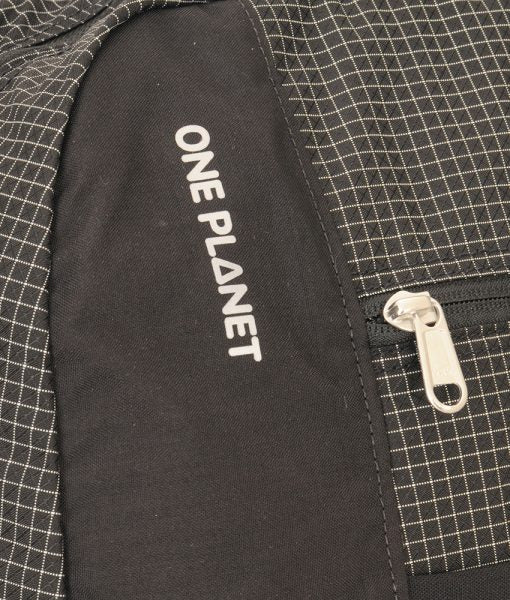 One Planet Hitchhiker 22 One Planet