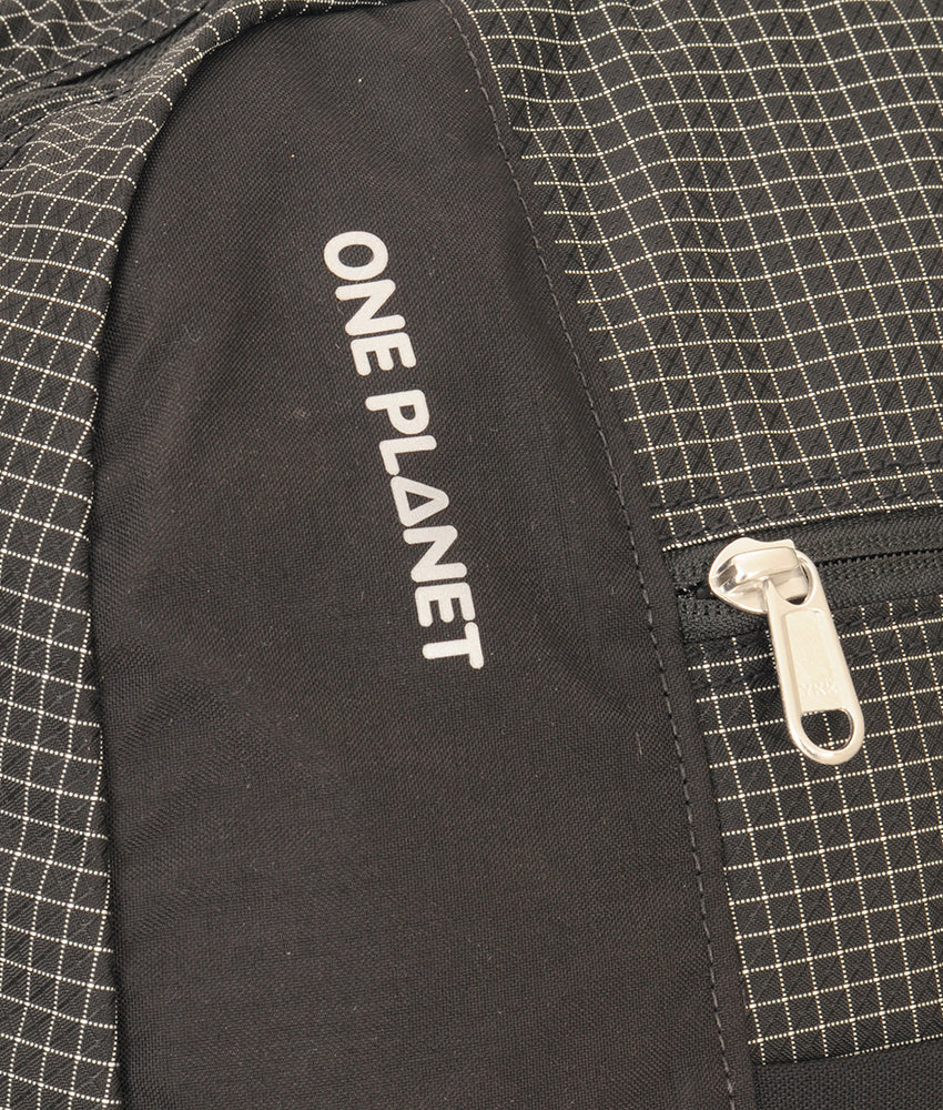 One Planet Hitchhiker 25 One Planet