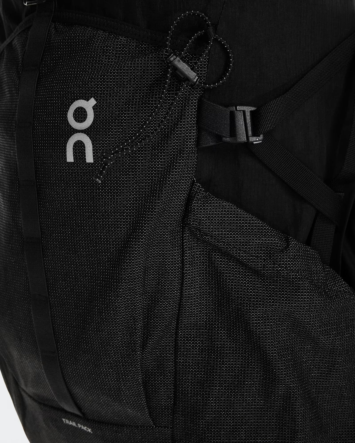On Trail Pack 20L - Black