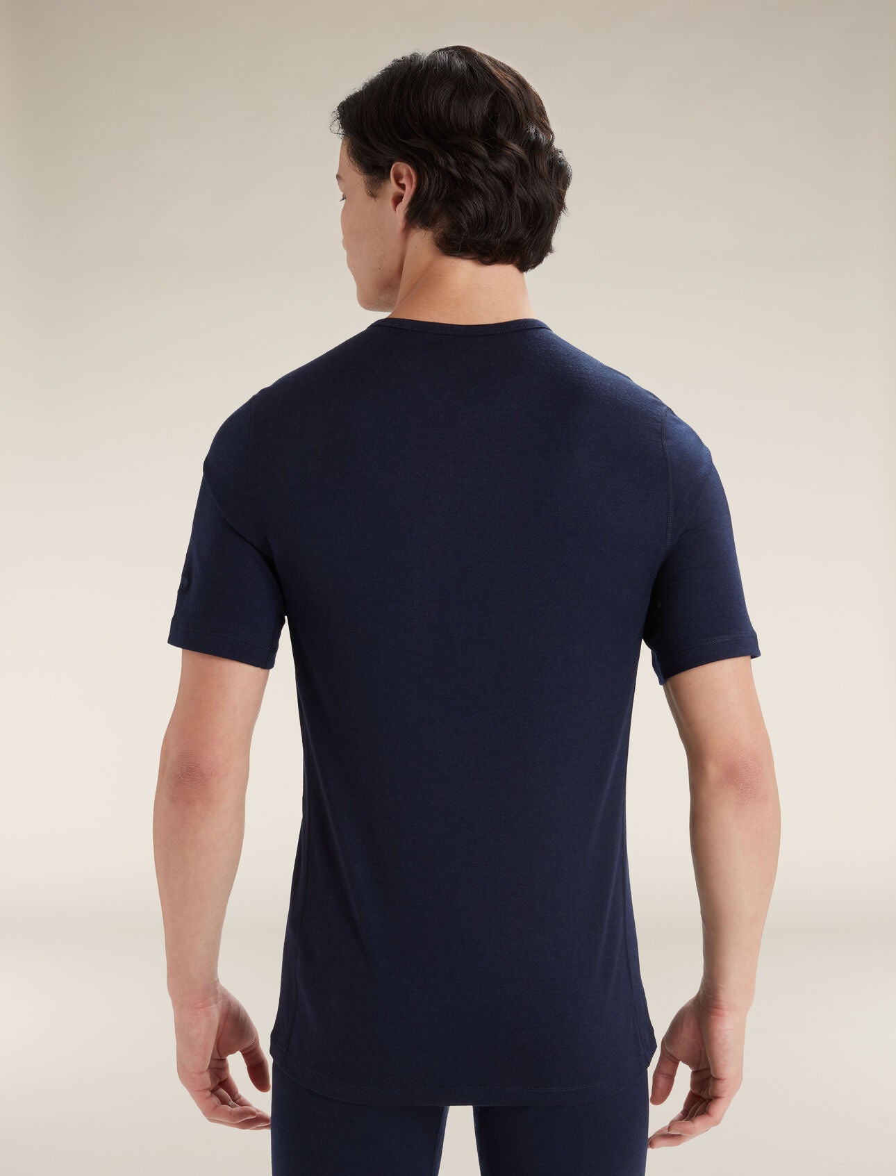 Icebreaker Merino 200 Oasis SS Crew Neck (Men's) - Midnight Navy - Find Your Feet Australia Hobart Launceston Tasmania