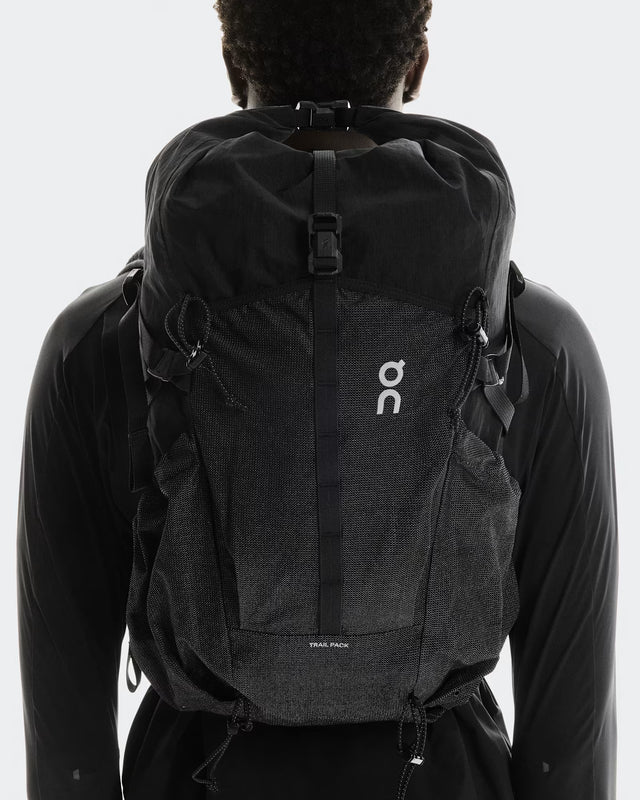 On Trail Pack 20L - Black