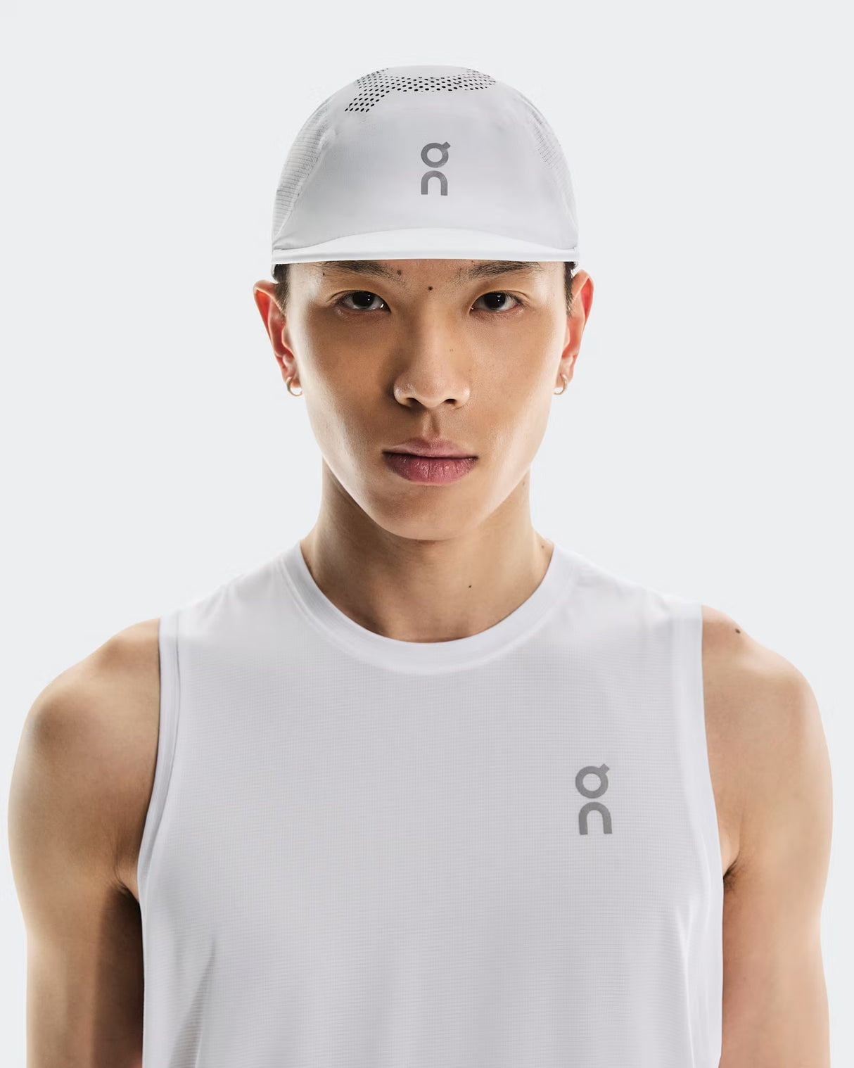 On Ultra Cap - White - Find Your Feet Australia Hobart Launceston Tasmania
