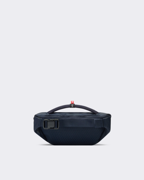 Navy blue waist bag on a light gray background - On Waist Pack 2L Lite - Navy