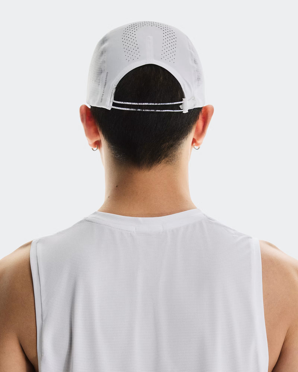 On Ultra Cap - White - Find Your Feet Australia Hobart Launceston Tasmania
