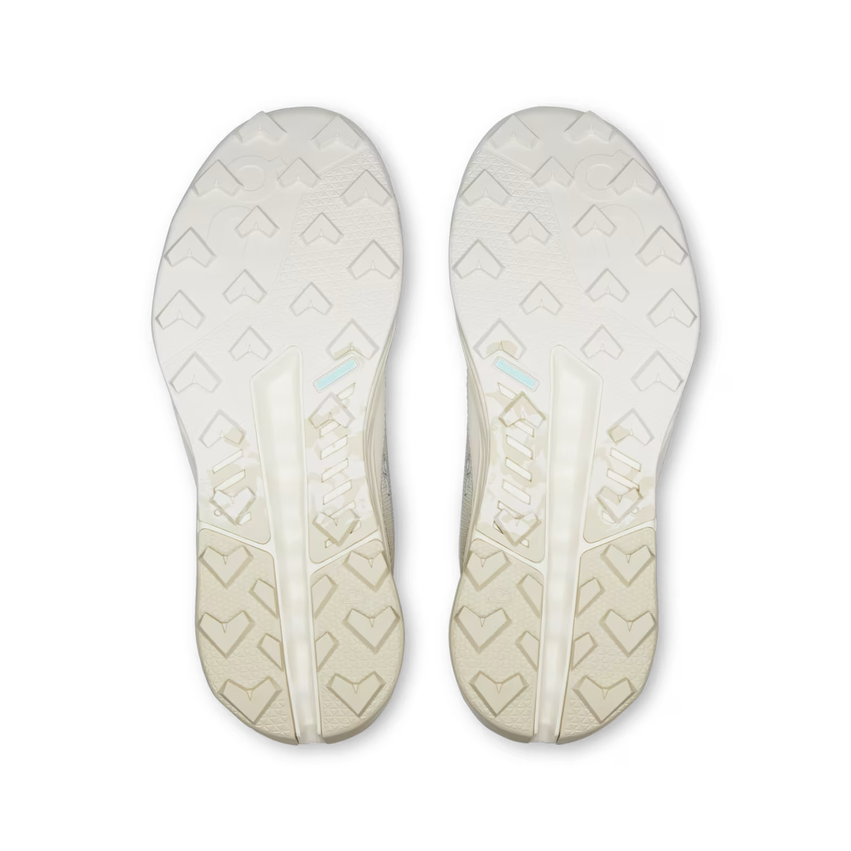 On Cloudhorizon 2 Waterproof Shoe (Women's) - Ghost/Ivory