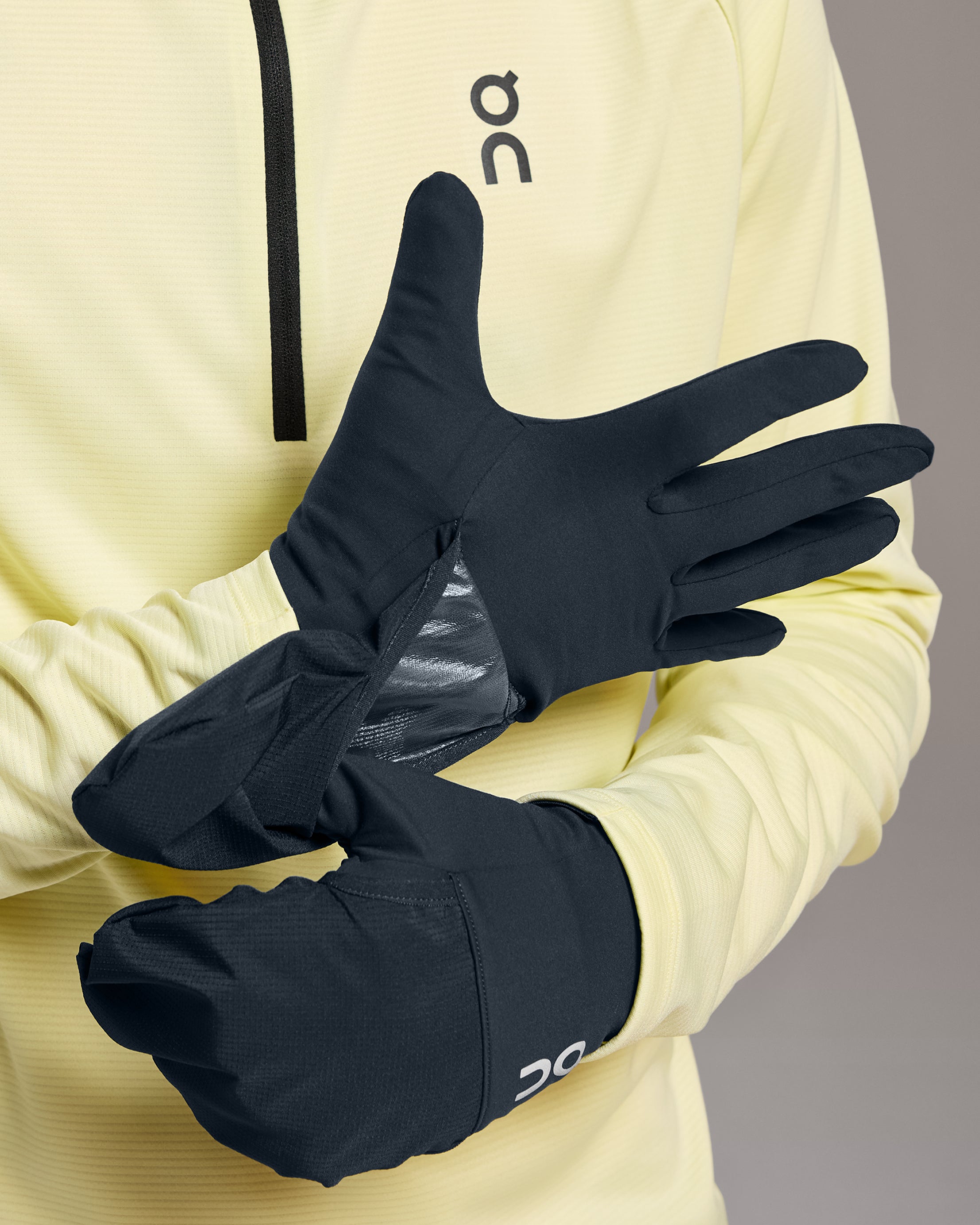 On Core 2 in 1 Glove (Unisex)