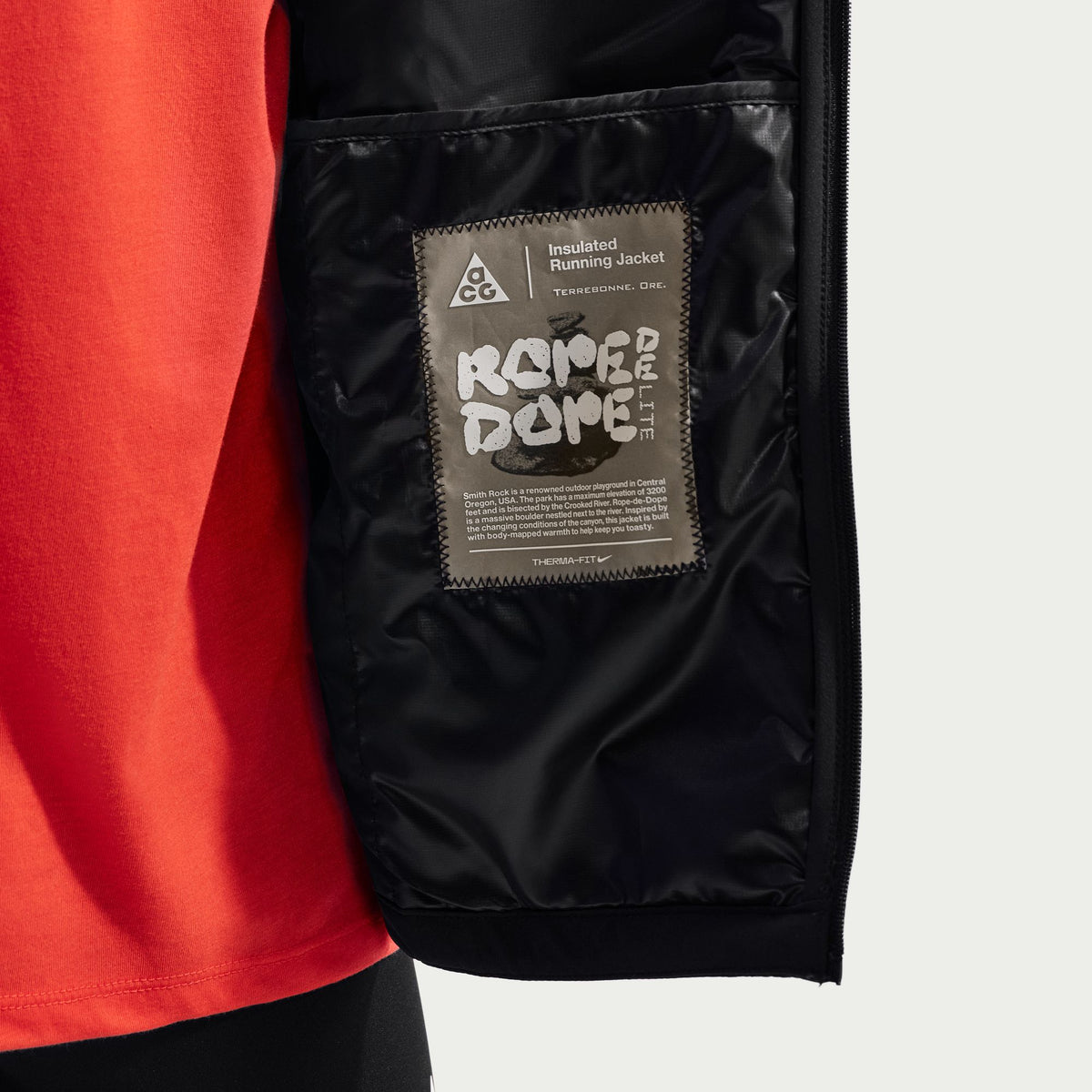  - Nike ACG Rope de Dope Therma-FIT ADV Vest - Black/Black/Summit White
