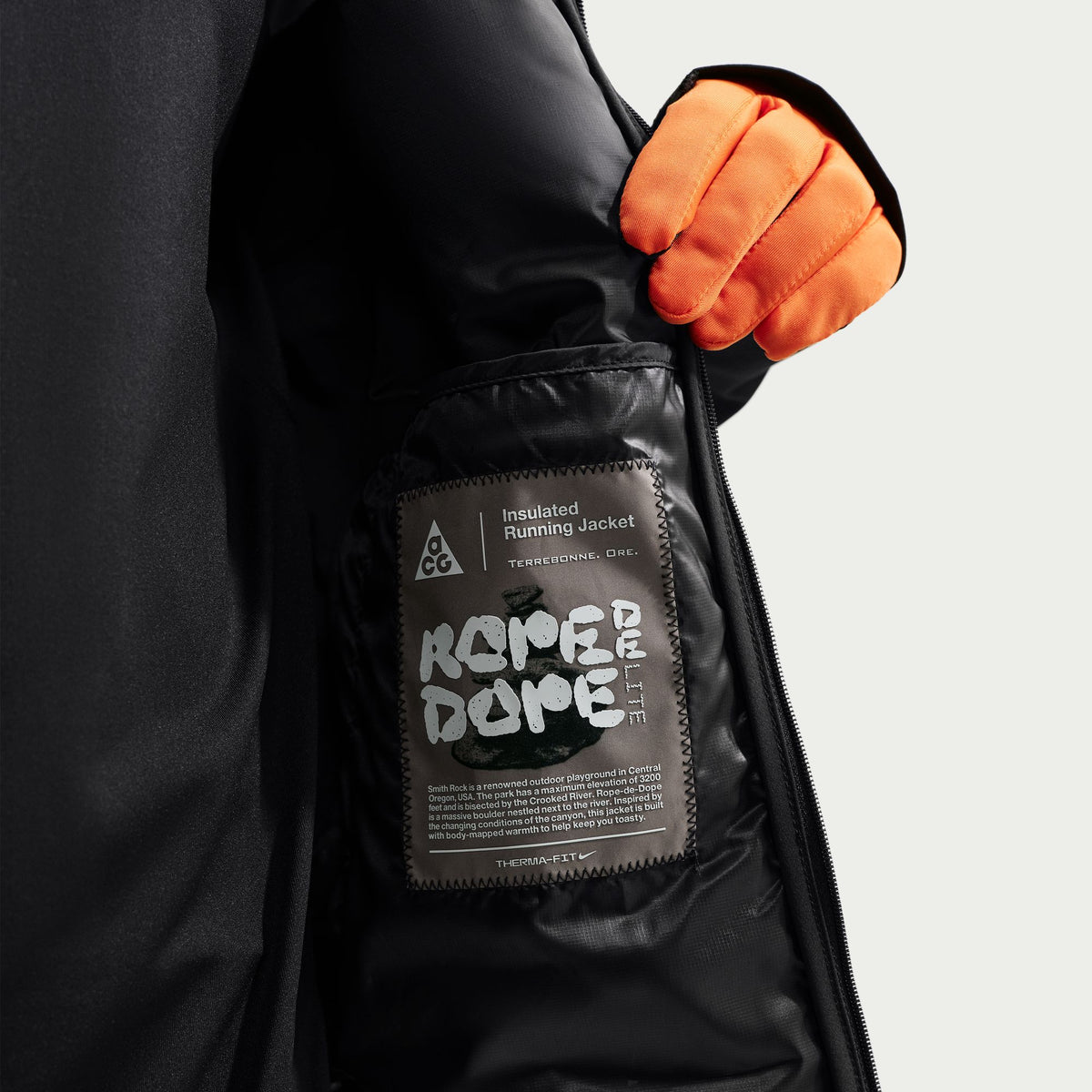 Nike ACG Rope de Dope Therma-FIT ADV Vest (Women's) - Black/Summit White