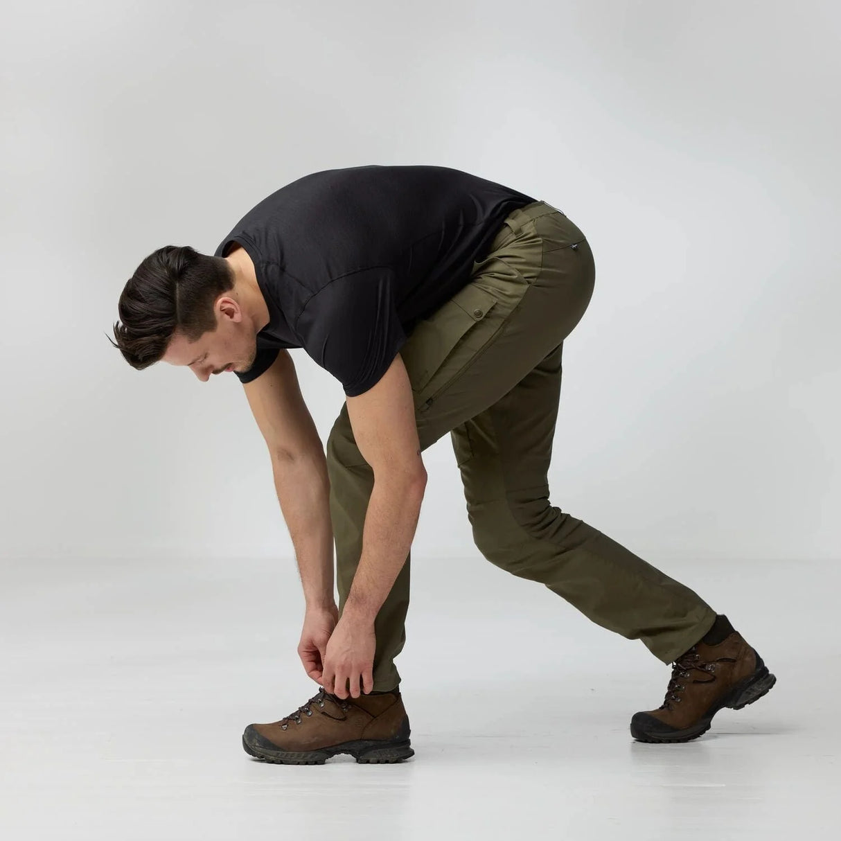Fjallraven Abisko Hybrid Trail Trousers Regular (Men's) - Lauren Green - Find Your Feet Australia Hobart Launceston Tasmania