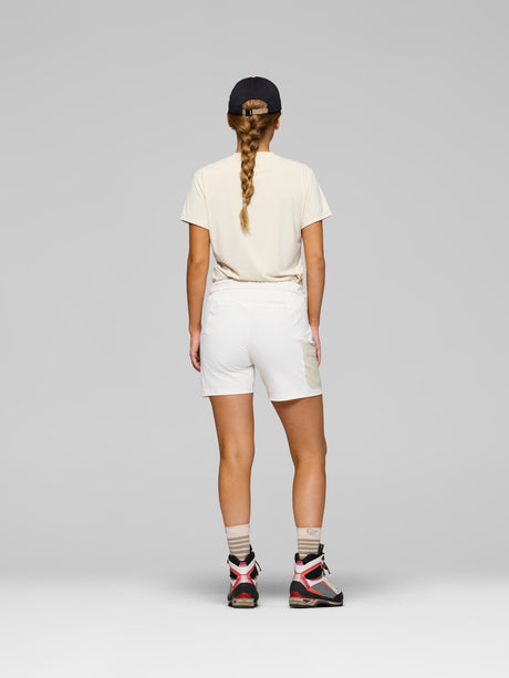 Norrøna Falketind Flex1 Light Shorts (Women's) - Snow White