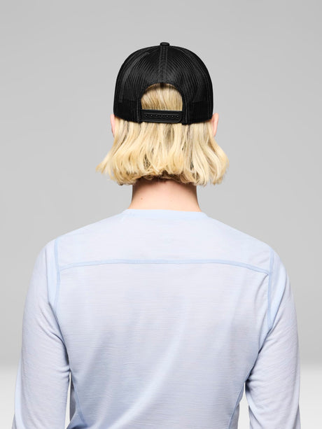 Norrøna /29 Snap Back Trucker Mesh Cap - Caviar Black