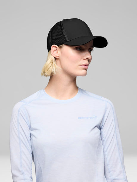Norrøna /29 Snap Back Trucker Mesh Cap - Caviar Black