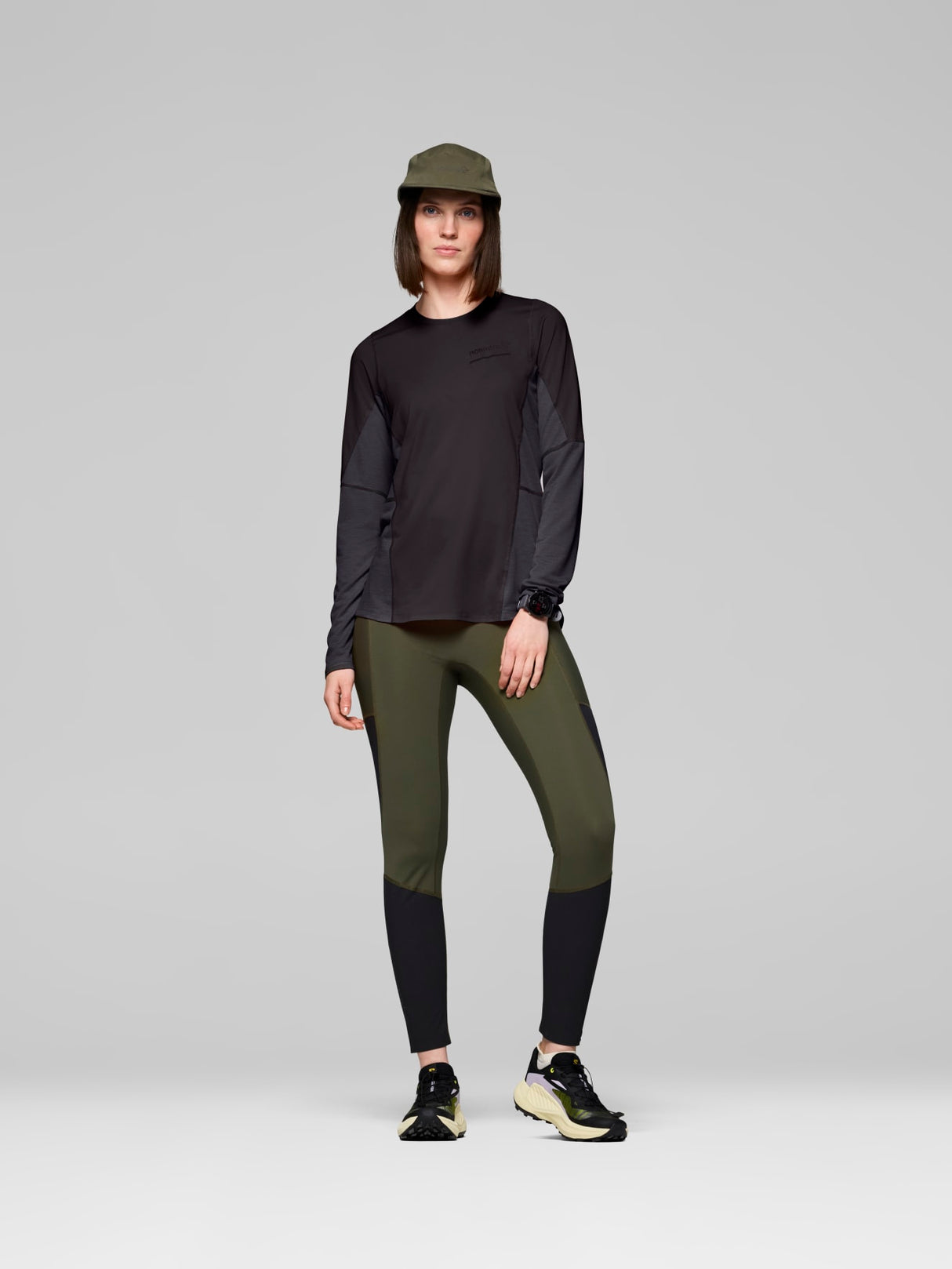 Norrøna Senja Equaliser Lightweight Long Sleeve (Women's) - T-Shirt - Tee Shirt - Shirt - Caviar - Black