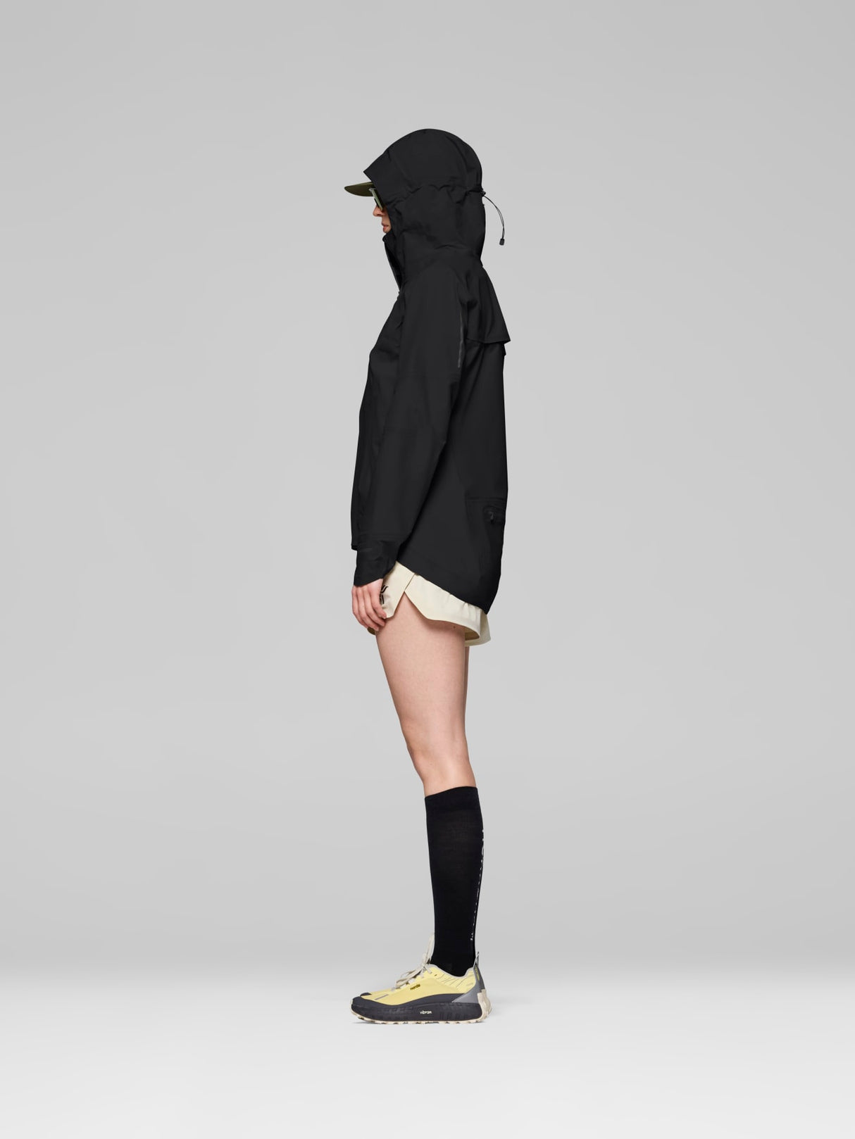 Norrøna Senja GORE-TEX Jacket (Women's) - Rain Jacket - Waterproof Jacket - Caviar - Black